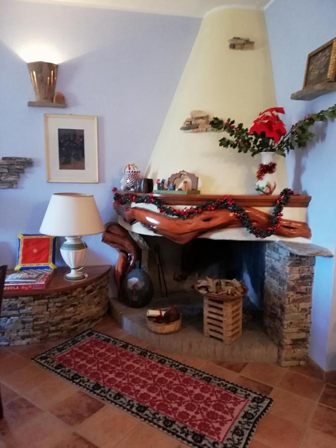 Agrifoglio B&B Con Giardino อาริตโซ ภายนอก รูปภาพ