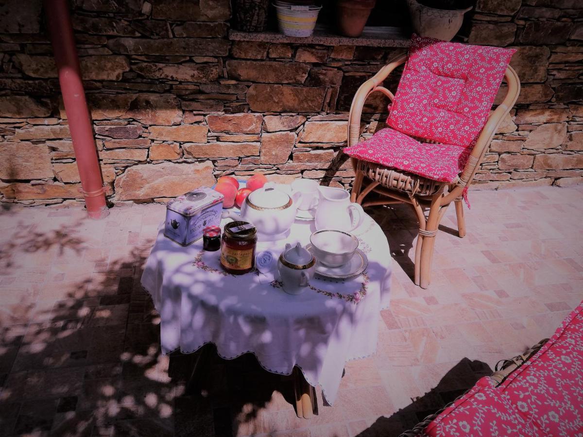 Agrifoglio B&B Con Giardino อาริตโซ ภายนอก รูปภาพ
