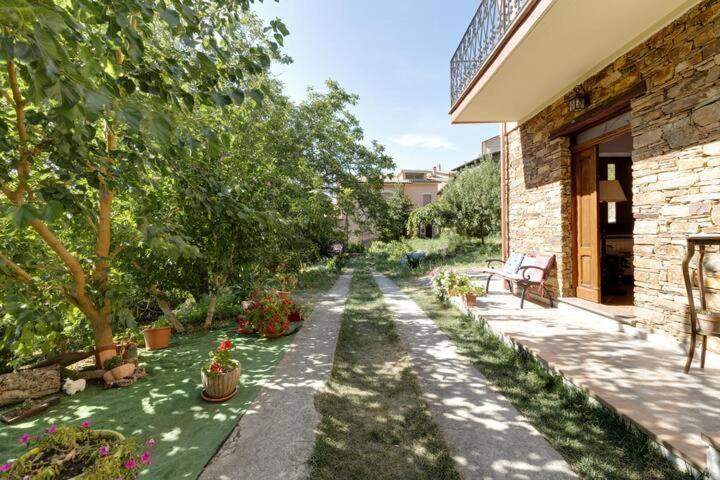 Agrifoglio B&B Con Giardino อาริตโซ ภายนอก รูปภาพ